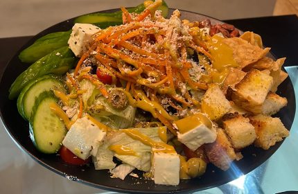 رومن سالاد ‏Romaine salad